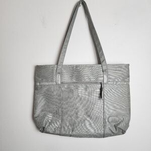 World Fashion Right Accessories Gray Three Pocket Women's Tote Bag NWOT